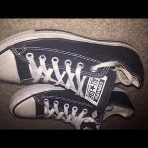 Black and white converse